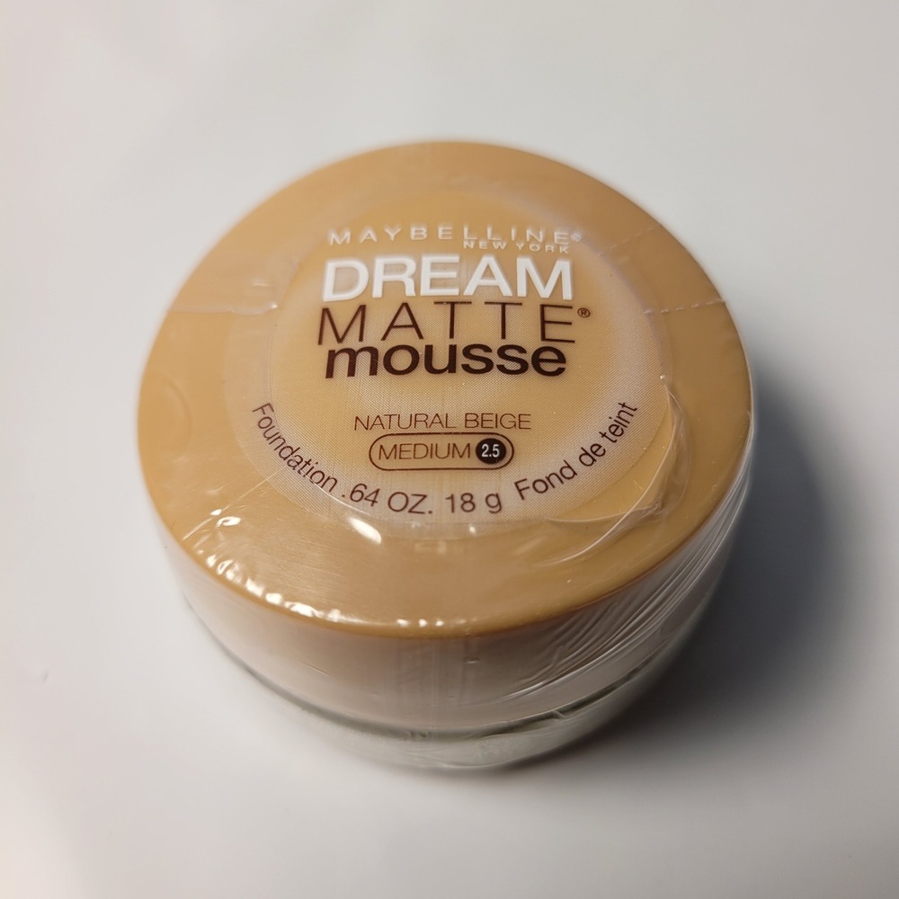 Maybelline Dream Matte Mousse Foundation Women Natural Beige Medium 2.5 0.64oz